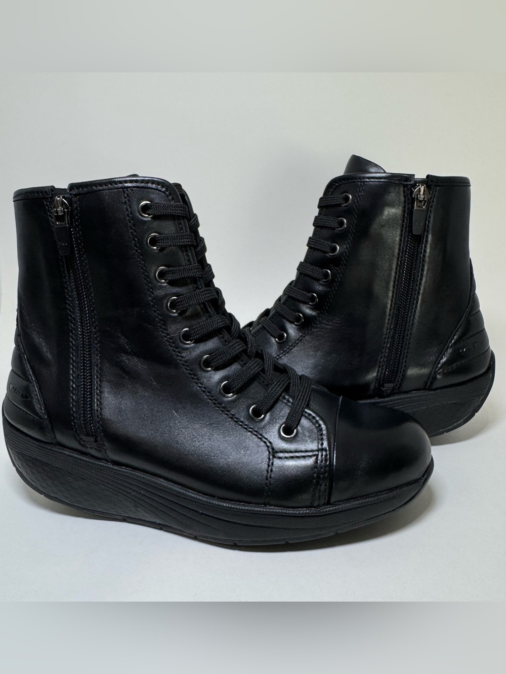 MBT Moyo Black Nappa Leather Lace-Up Ankle Boots Women’s 5-5.5